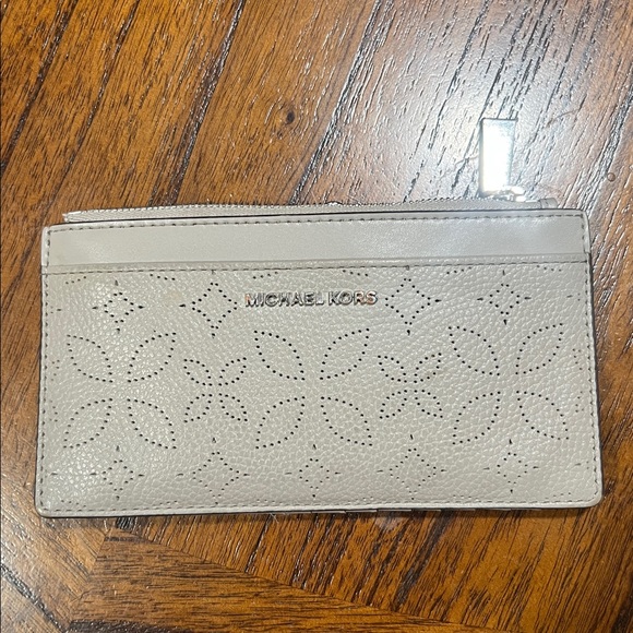 Michael Kors cardholder - Picture 1 of 7